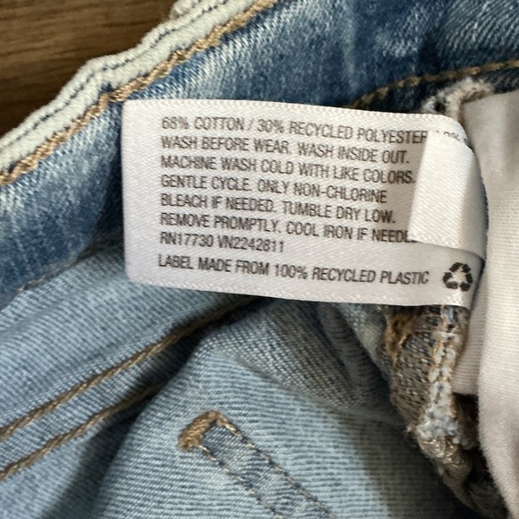 Art Class Denim Light Wash Denim Jean Shorts Girls Sz XXL 14/16 - Picture 4 of 5